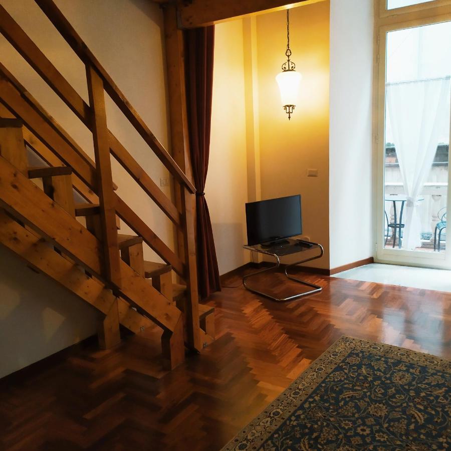 Il Castello Apartment Неаполь Екстер'єр фото